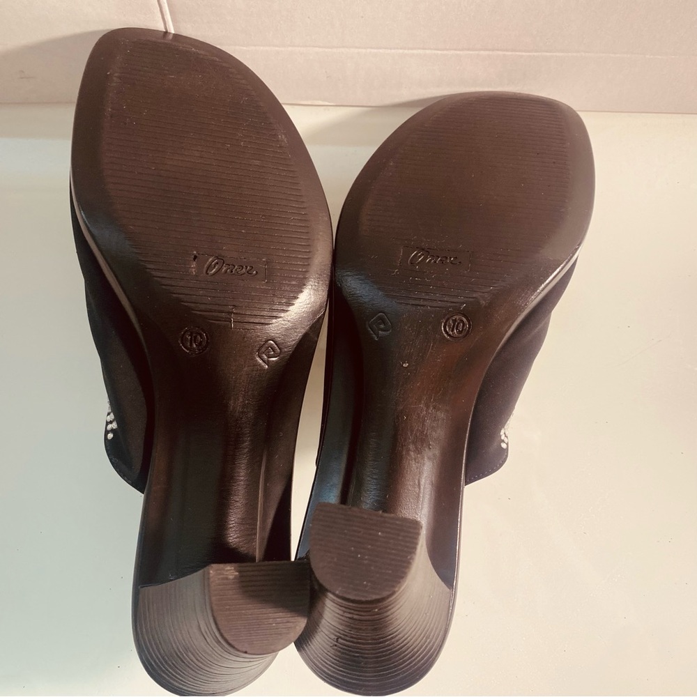 Onex Size 10 Black High-Heeled Mules Square Toe Lightweight decor accents - Picture 9 of 11